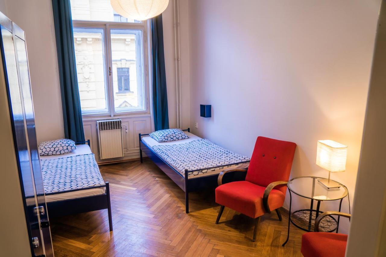 Hostel Cosmopole *